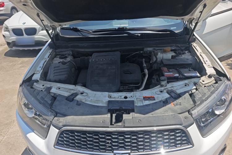 Used Chevrolet Captiva 2014 2.4L 4x4 Flagship Edition 7 Seats Engine Bay