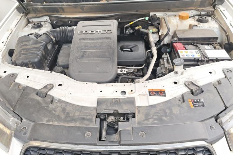 Used Chevrolet Captiva 2014 2.4L 4x4 Flagship Edition 7 Seats Engine Bay