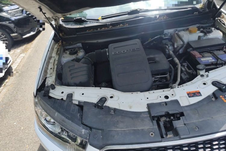Used Chevrolet Captiva 2014 2.4L 4x4 Flagship Edition 7 Seats Engine Bay Right