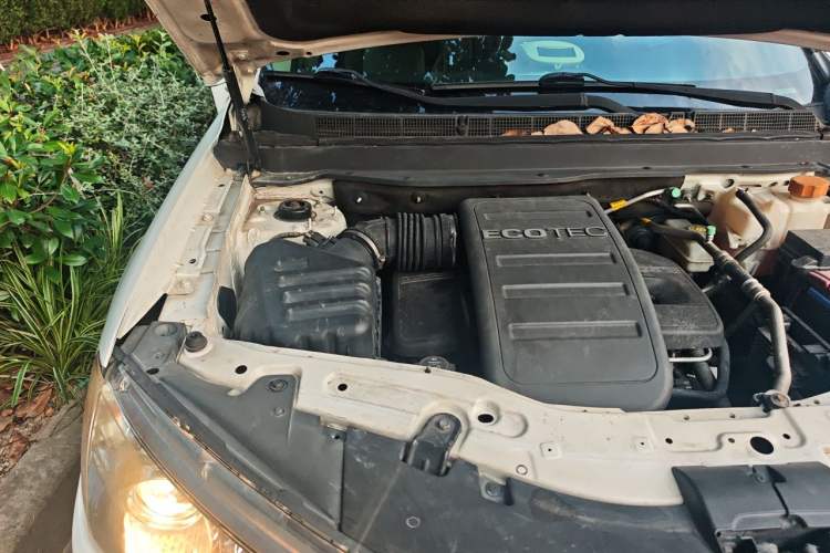 Used Chevrolet Captiva 2014 2.4L 4x4 Flagship Edition 7 Seats Engine Bay Right
