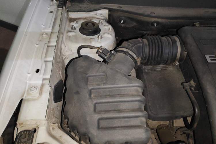 Used Chevrolet Captiva 2014 2.4L 4x4 Flagship Edition 7 Seats Engine Bay Right