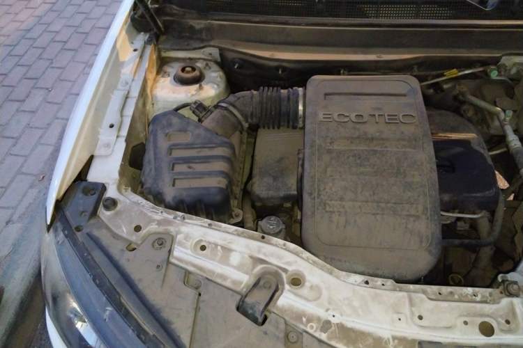 Used Chevrolet Captiva 2014 2.4L 4x4 Flagship Edition 7 Seats Engine Bay Right