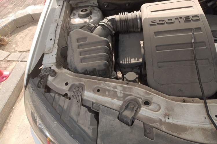 Used Chevrolet Captiva 2014 2.4L 4x4 Flagship Edition 7 Seats Engine Bay Right