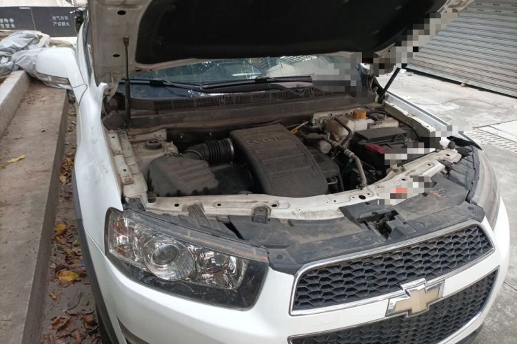 Used Chevrolet Captiva 2014 2.4L 4x4 Flagship Edition 7 Seats Engine Bay Right