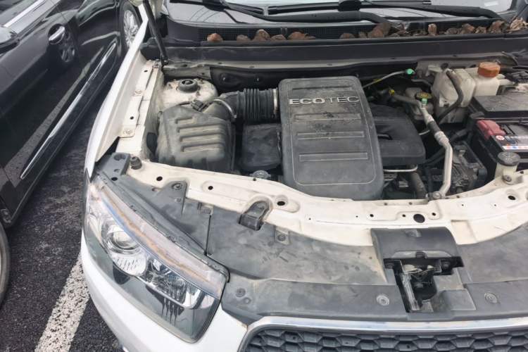 Used Chevrolet Captiva 2014 2.4L Two-Wheel Drive City Edition 5 Seats Engine Bay Right