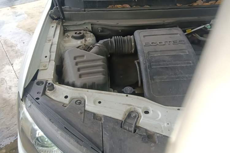 Used Chevrolet Captiva 2014 2.4L 4x4 Flagship Edition 7 Seats Engine Bay Right