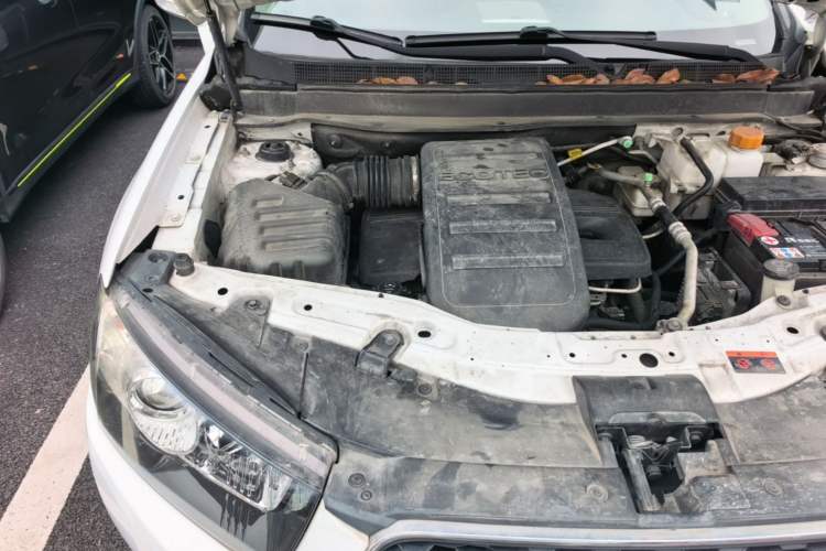 Used Chevrolet Captiva 2014 2.4L 4x4 Flagship Edition 7 Seats Engine Bay Right