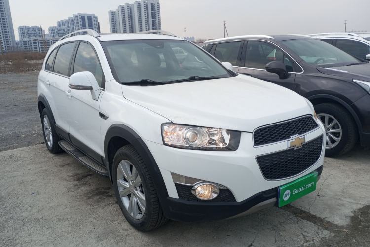 Used Chevrolet Captiva 2014 2.4L 4x4 Flagship Edition 7 Seats Exterior 1