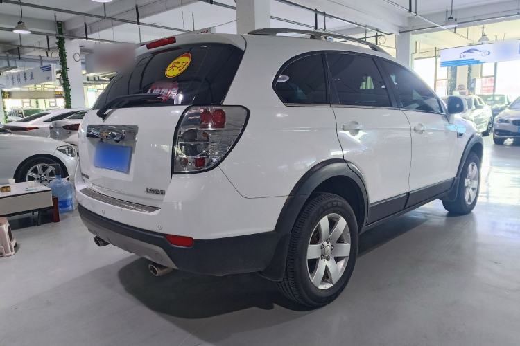Used Chevrolet Captiva 2014 2.4L Two-Wheel Drive Urban Version 7 Seats Exterior 3