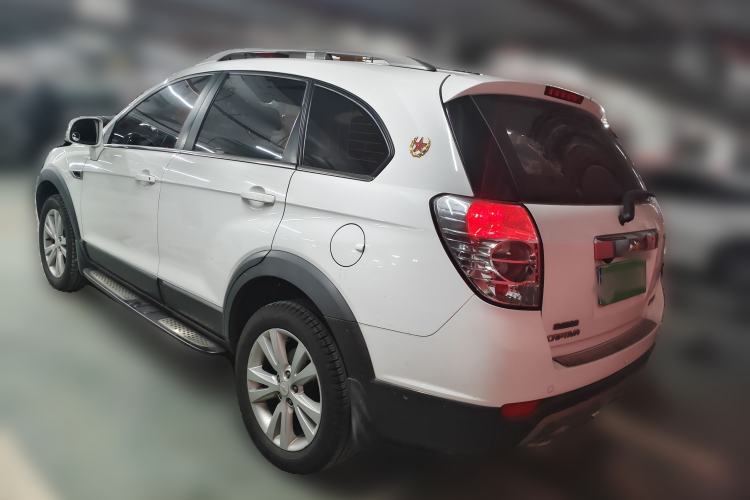 Used Chevrolet Captiva 2014 2.4L 4x4 Flagship Edition 7 Seats Exterior 3