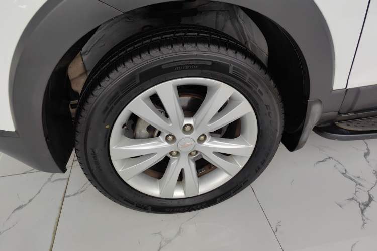 Used Chevrolet Captiva 2014 2.4L 4x4 Flagship Edition 7 Seats Exterior 4