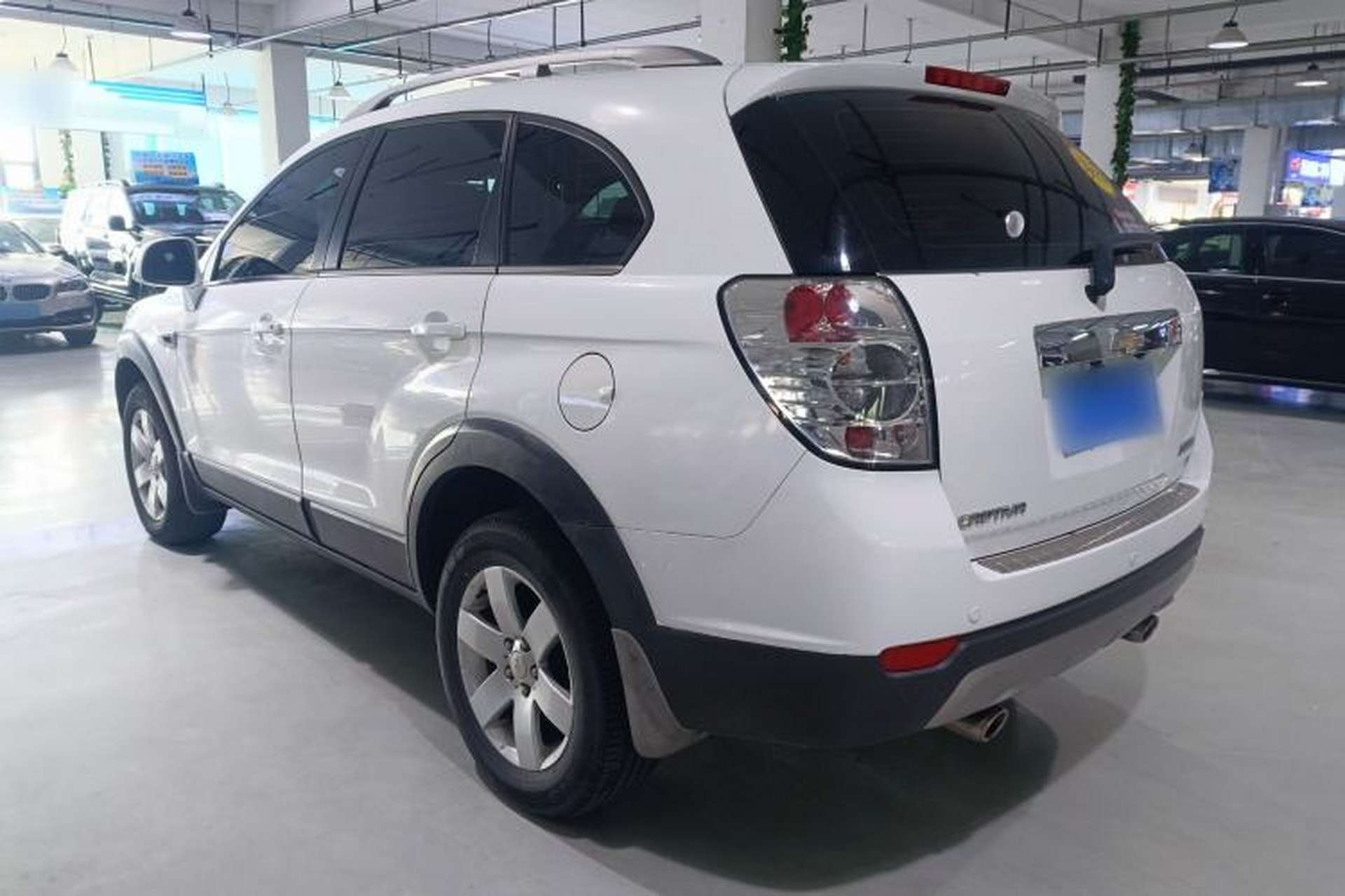 Used Chevrolet Captiva 2014 2.4L Two-Wheel Drive Urban Version 7 Seats Exterior 5