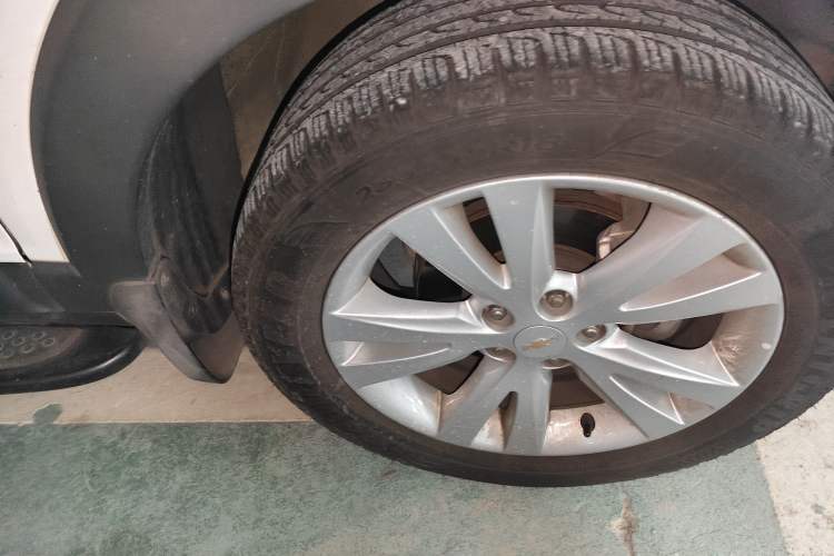 Used Chevrolet Captiva 2014 2.4L 4x4 Flagship Edition 7 Seats Exterior 7