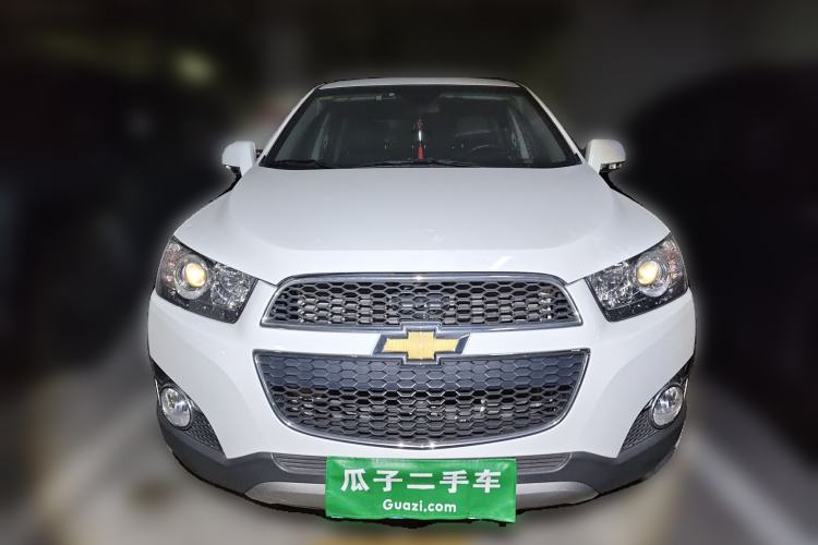 Used Chevrolet Captiva 2014 2.4L 4x4 Flagship Edition 7 Seats Front