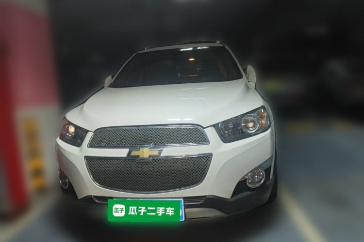 Used Chevrolet Captiva 2014 2.4L 4x4 Flagship Edition 7 Seats Front
