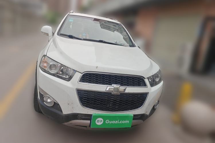 Used Chevrolet Captiva 2014 2.4L 4x4 Flagship Edition 7 Seats Front