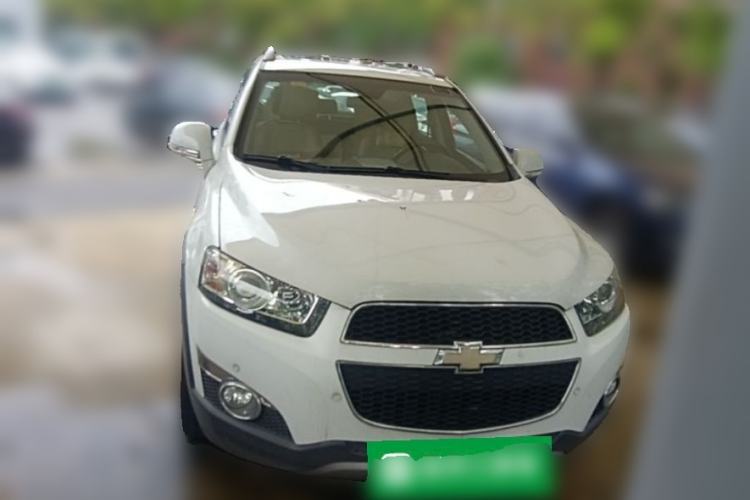 Used Chevrolet Captiva 2014 2.4L 4x4 Flagship Edition 7 Seats Front
