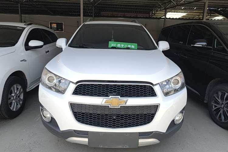 Used Chevrolet Captiva 2014 2.4L Two-Wheel Drive Urban Version 7 Seats Front