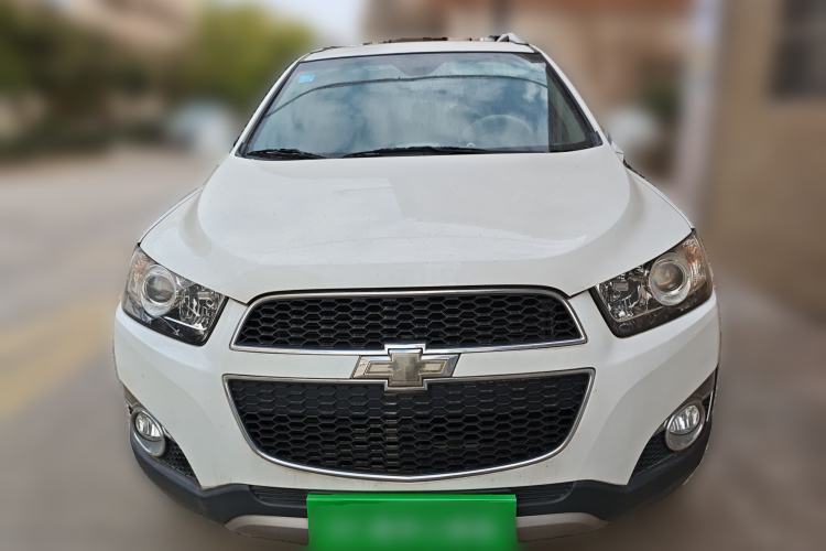 Used Chevrolet Captiva 2014 2.4L 4x4 Flagship Edition 7 Seats Front