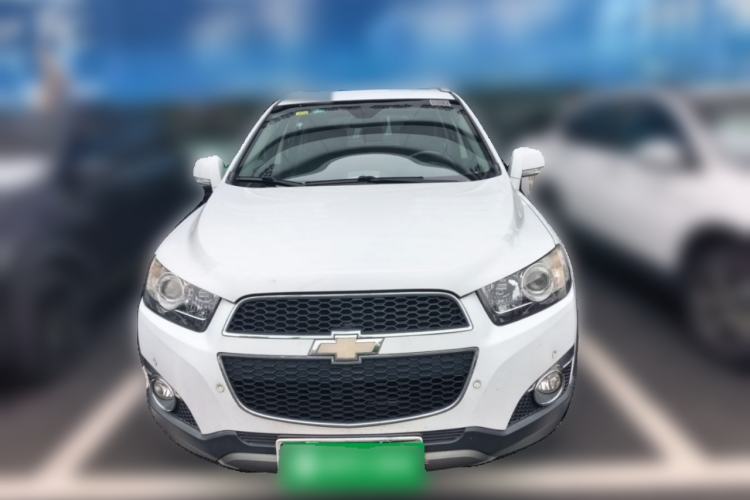 Used Chevrolet Captiva 2014 2.4L 4x4 Flagship Edition 7 Seats Front