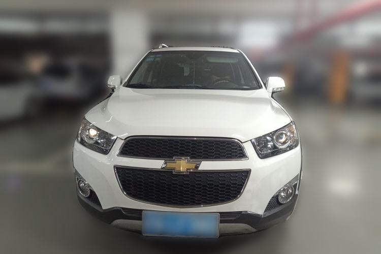 Used Chevrolet Captiva 2014 2.4L 4x4 Flagship Edition 7 Seats Front