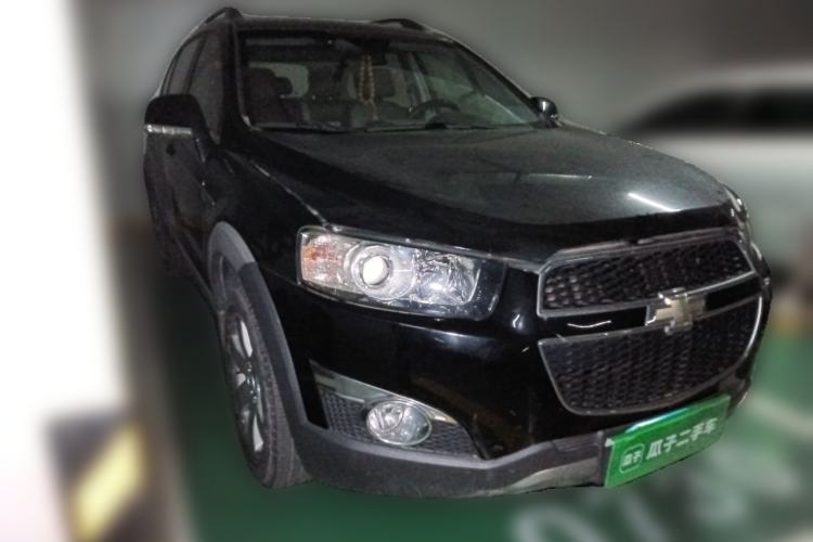 Used Chevrolet Captiva 2014 2.4L 4x4 Luxury Edition 5 Seats Front Right 45 Deg