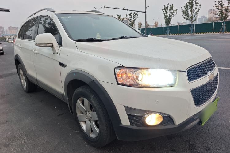 Used Chevrolet Captiva 2014 2.4L Two-Wheel Drive City Edition 5 Seats Front Right 45 Deg