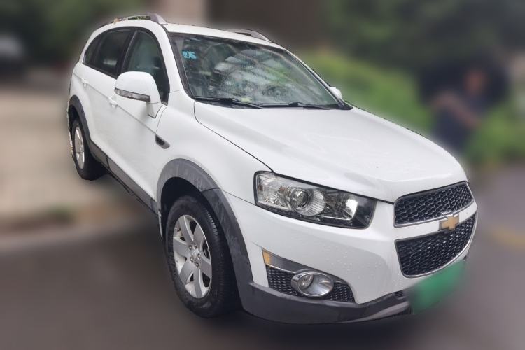 Used Chevrolet Captiva 2014 2.4L Two-Wheel Drive City Edition 5 Seats Front Right 45 Deg