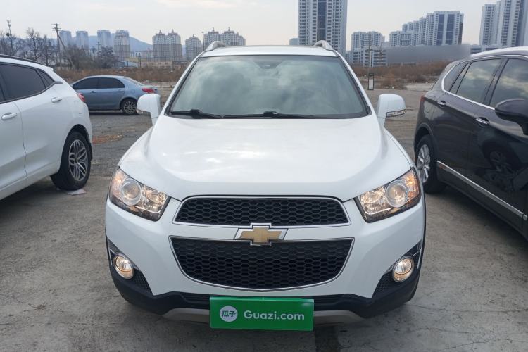 Used Chevrolet Captiva 2014 2.4L 4x4 Flagship Edition 7 Seats Front