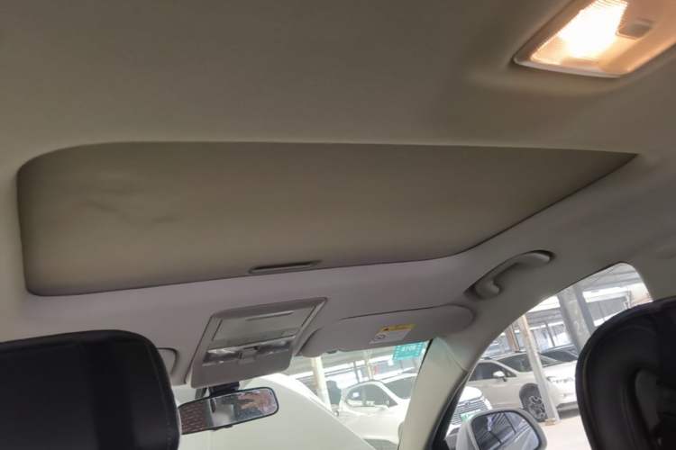 Used Chevrolet Captiva 2014 2.4L 4x4 Flagship Edition 7 Seats Headliner