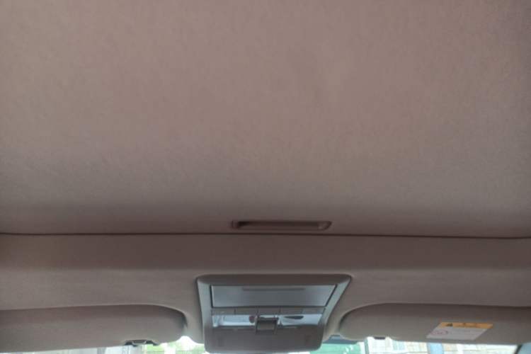 Used Chevrolet Captiva 2014 2.4L 4x4 Flagship Edition 7 Seats Headliner