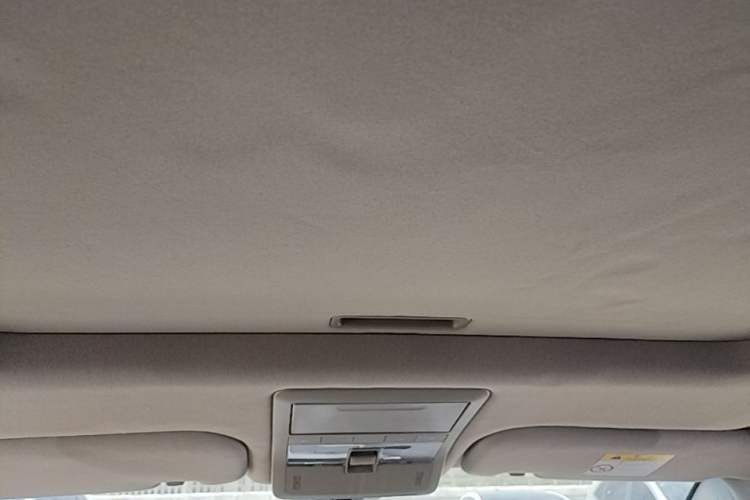 Used Chevrolet Captiva 2014 2.4L 4x4 Flagship Edition 7 Seats Headliner