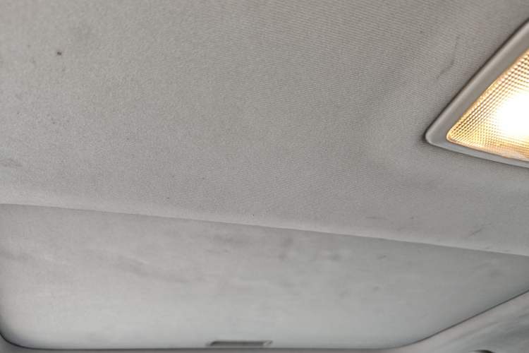 Used Chevrolet Captiva 2014 2.4L Two-Wheel Drive Urban Version 7 Seats Headliner