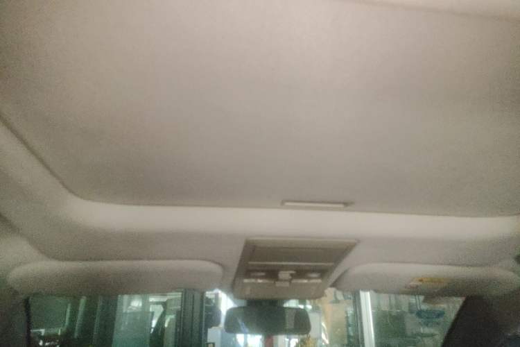 Used Chevrolet Captiva 2014 2.4L 4x4 Flagship Edition 7 Seats Headliner