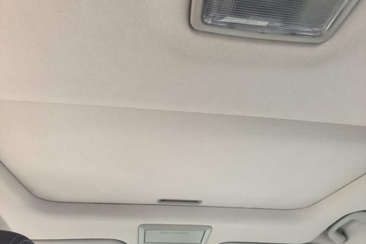 Used Chevrolet Captiva 2014 2.4L Two-Wheel Drive City Edition 5 Seats Headliner