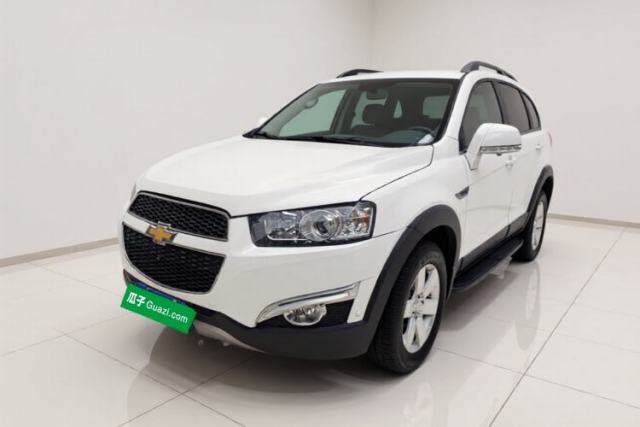 Ojetý Chevrolet Captiva 2014 2.4L 4x4 Luxury Edition 5 Seats