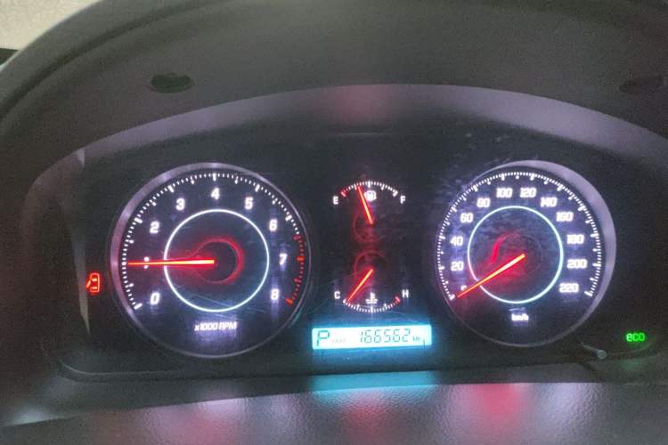 Used Chevrolet Captiva 2014 2.4L Two-Wheel Drive Urban Version 7 Seats Instrument Cluster