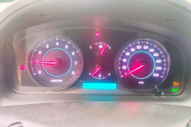 Used Chevrolet Captiva 2014 2.4L 4x4 Flagship Edition 7 Seats Instrument Cluster
