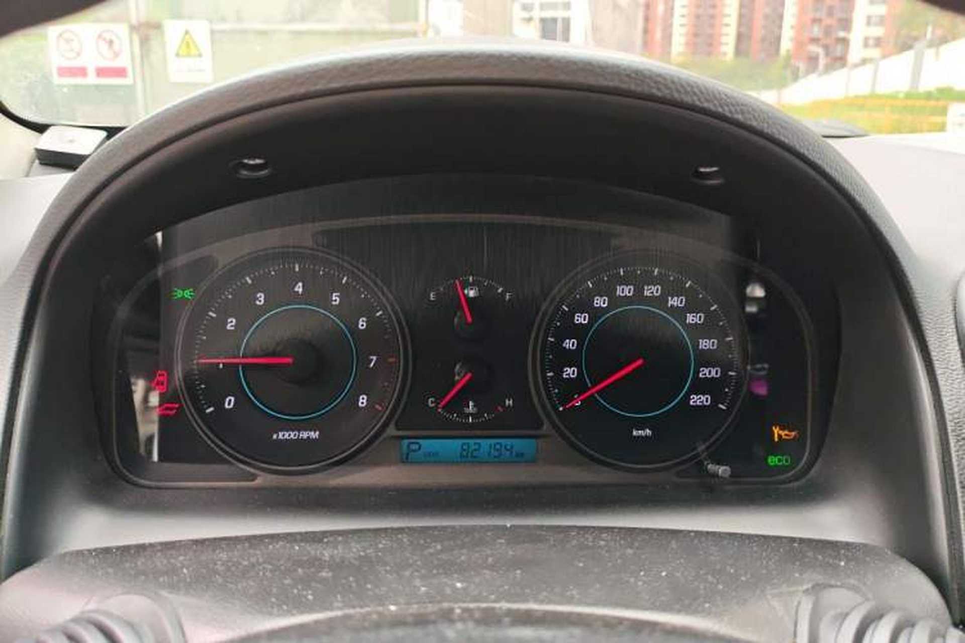 Used Chevrolet Captiva 2014 2.4L Two-Wheel Drive Urban Version 7 Seats Instrument Cluster