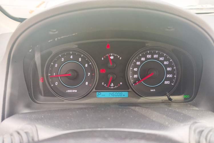 Used Chevrolet Captiva 2014 2.4L Two-Wheel Drive Urban Version 7 Seats Instrument Cluster