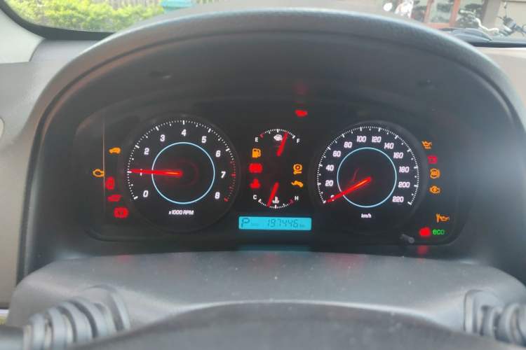 Used Chevrolet Captiva 2014 2.4L Two-Wheel Drive Urban Version 7 Seats Instrument Cluster