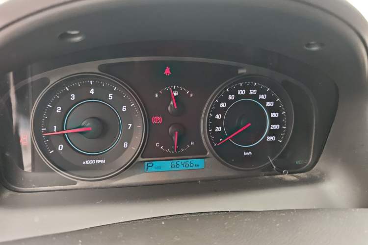 Used Chevrolet Captiva 2014 2.4L Two-Wheel Drive City Edition 5 Seats Instrument Cluster
