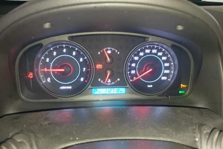Used Chevrolet Captiva 2014 2.4L Two-Wheel Drive Urban Version 7 Seats Instrument Cluster