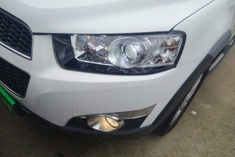 Used Chevrolet Captiva 2014 2.4L 4x4 Flagship Edition 7 Seats Left Front Headlight