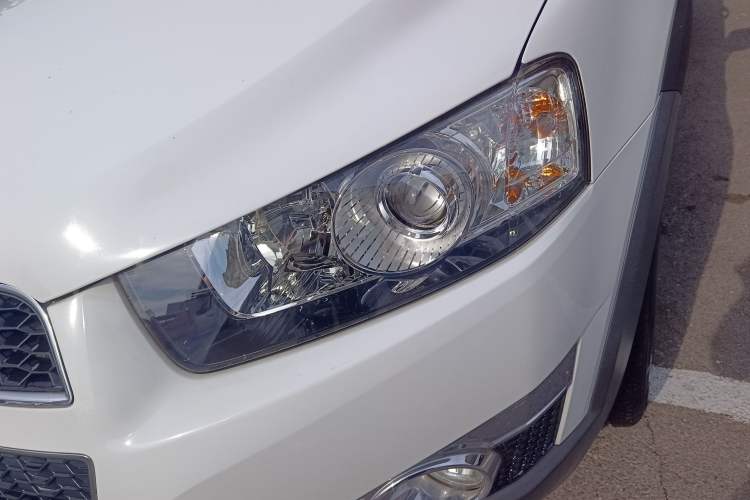 Used Chevrolet Captiva 2014 2.4L Two-Wheel Drive City Edition 5 Seats Left Front Headlight