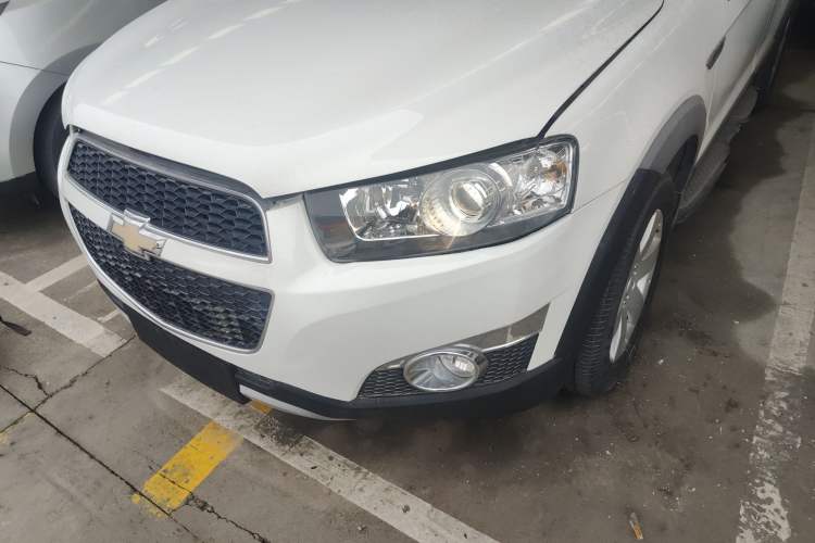 Used Chevrolet Captiva 2014 2.4L Two-Wheel Drive Urban Version 7 Seats Left Front Headlight