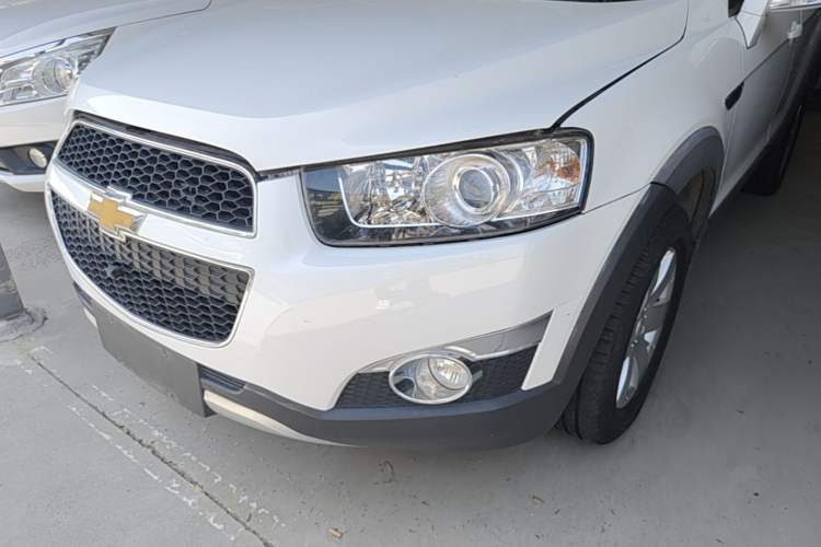 Used Chevrolet Captiva 2014 2.4L Two-Wheel Drive Urban Version 7 Seats Left Front Headlight