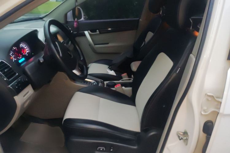 Used Chevrolet Captiva 2014 2.4L Two-Wheel Drive City Edition 5 Seats Left Front Seat