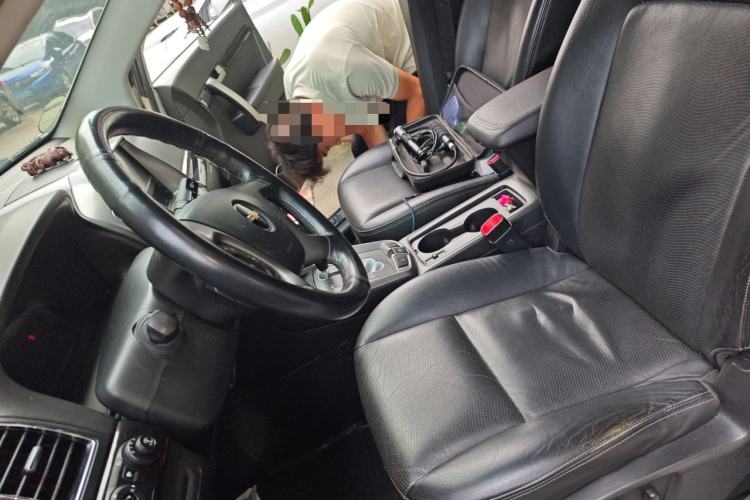 Used Chevrolet Captiva 2014 2.4L 4x4 Flagship Edition 7 Seats Left Front Seat