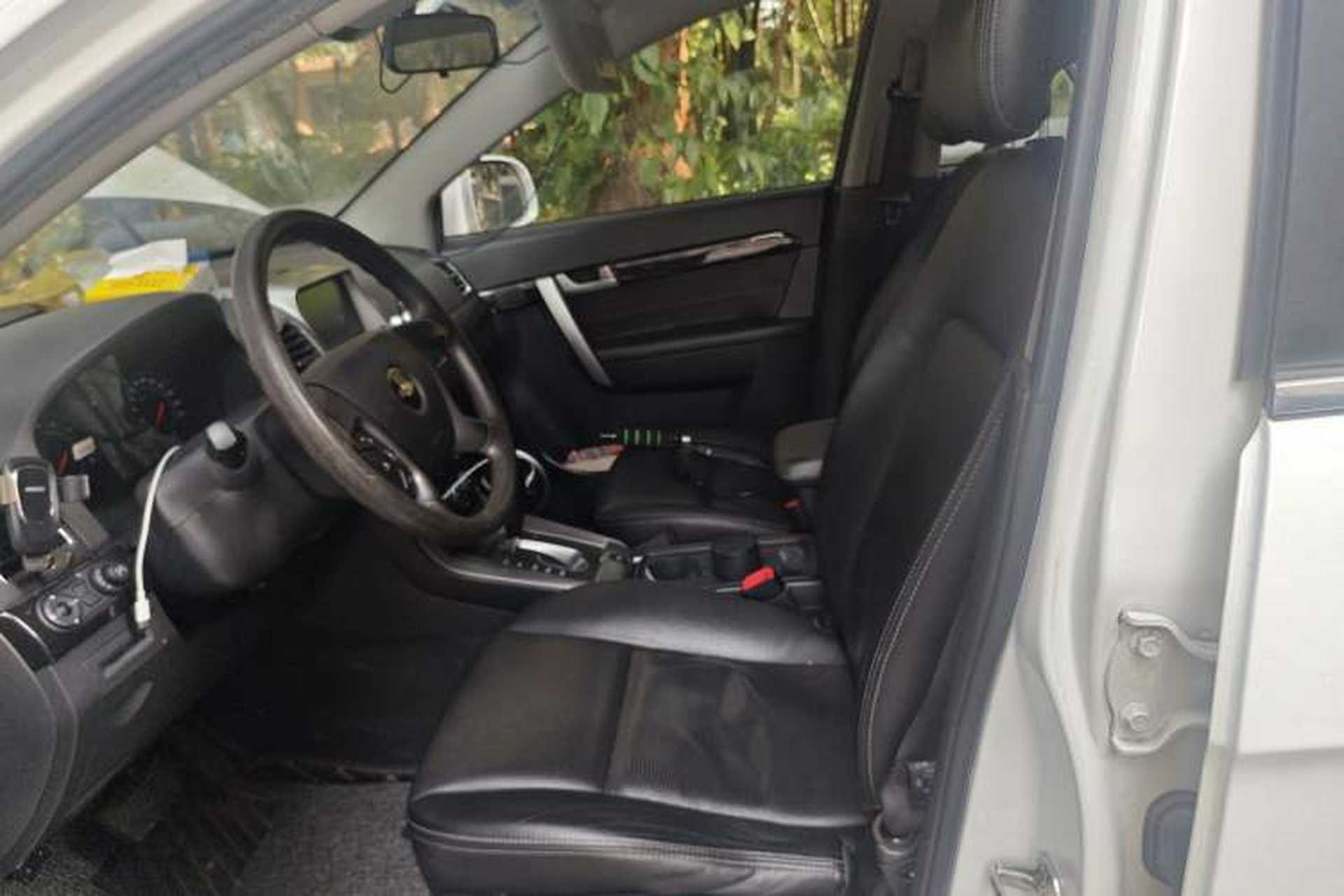 Used Chevrolet Captiva 2014 2.4L Two-Wheel Drive Urban Version 7 Seats Left Front Seat